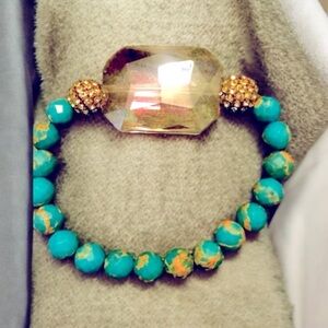 Elegant Turquoise and Gold Beaded Bracelet